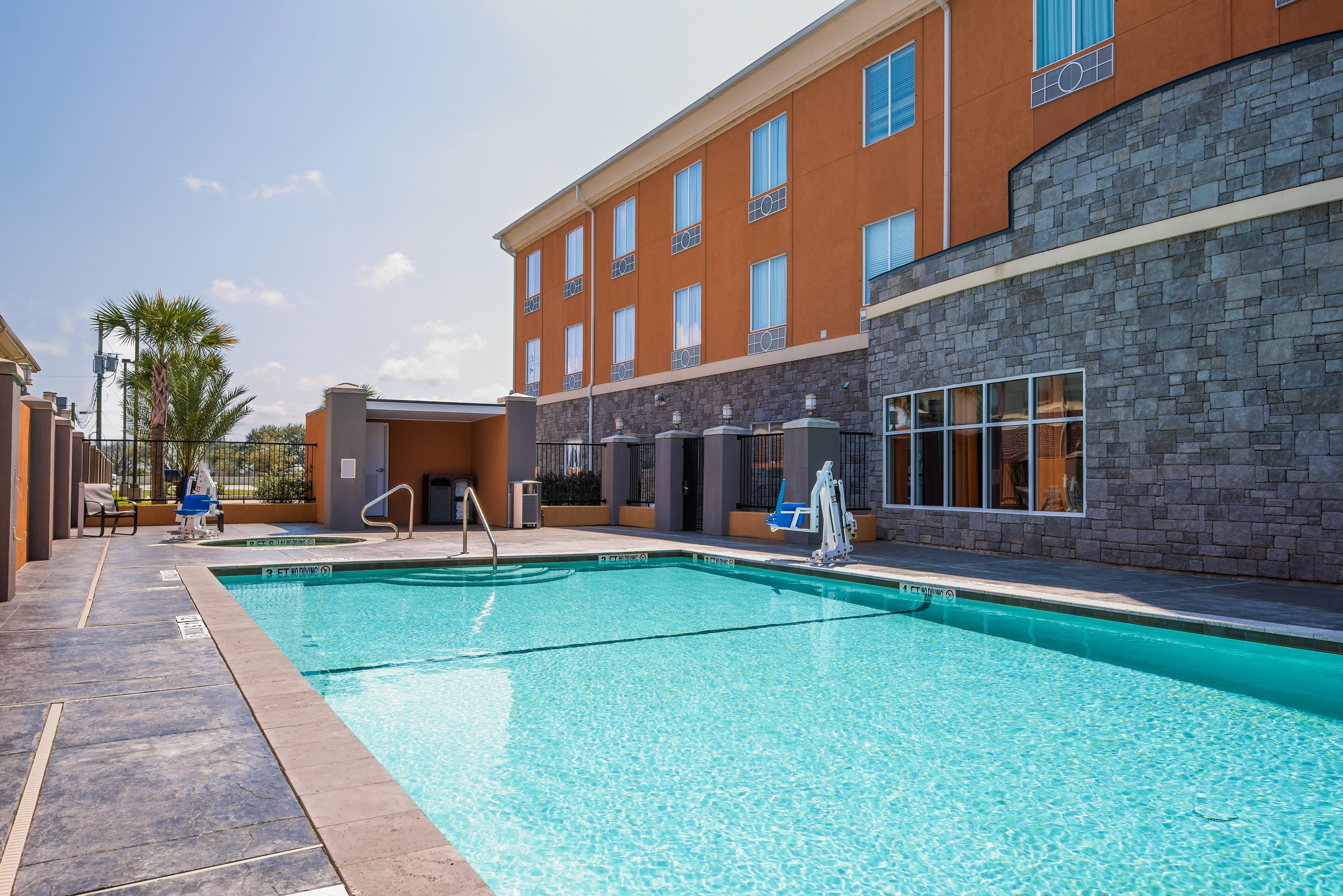 Holiday Inn Express Hotel & Suites Clute-Lake Jackson By Ihg Kültér fotó
